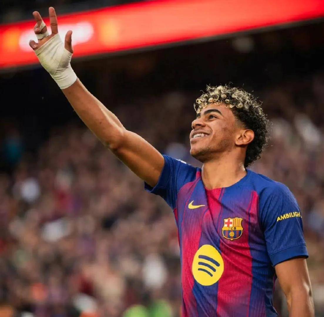 欧冠爆冷！巴萨2-1赢球却2-3出局，弗里克6天态度大反转，直言接受结果，全力冲西甲